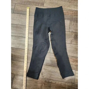 Lululemon Womens Compression Leggings Size 4 Black Yoga Pants Cropped Capri